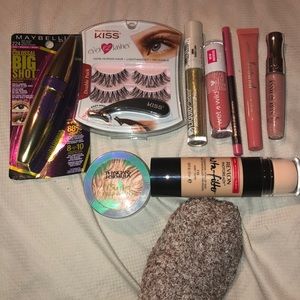 Makeup bundle